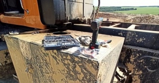 Фото Тонар – карьерный монстр №6